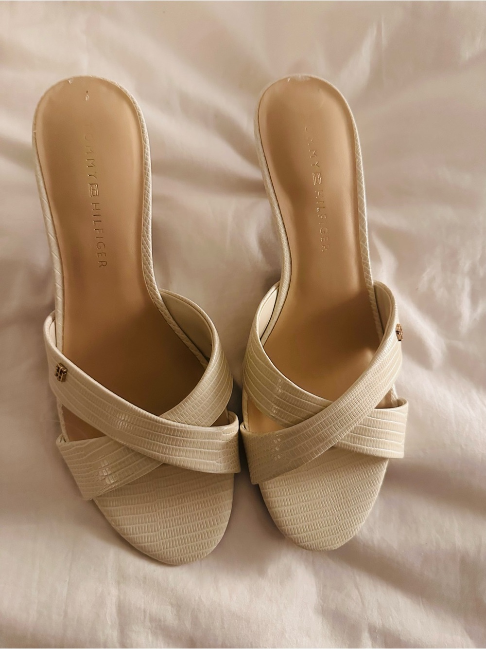 Tommy Hilfiger Cream Cross-Strap Slip-On Heeled Mules